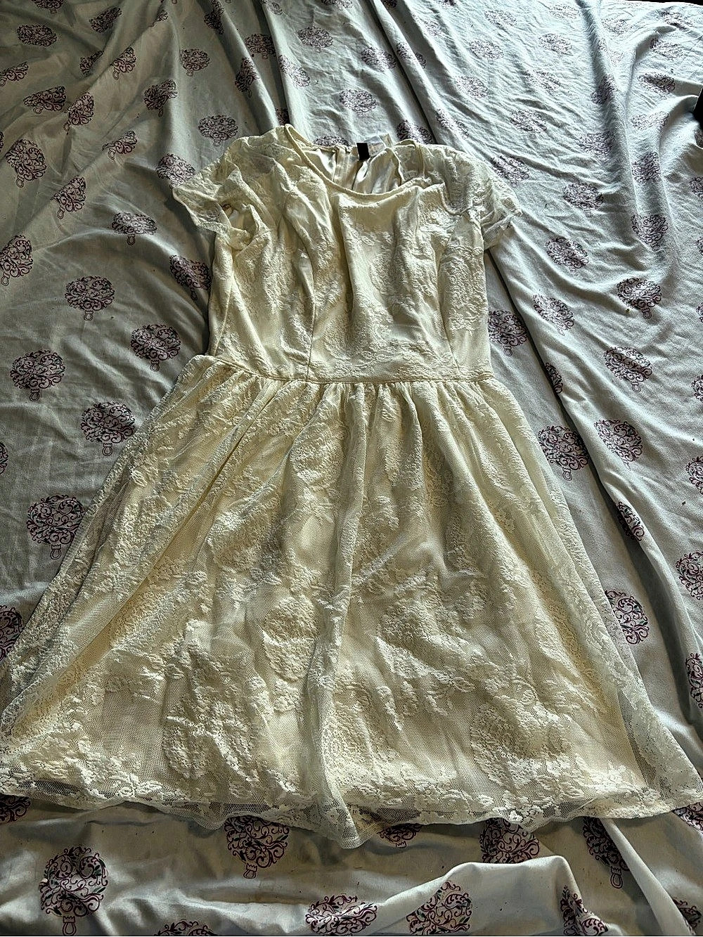 H&M Lace Mini Dress in Cream Size Medium